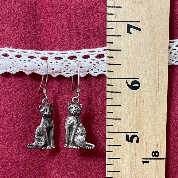 Silver-Pewter  Sitting Cat Earrings, 1" with hook. - Picture 2 of 4